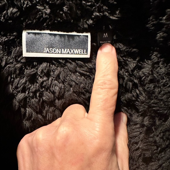 Fuzzy bear jacket - Picture 3 of 4